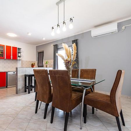 זאדאר Apartment Thalia מראה חיצוני תמונה