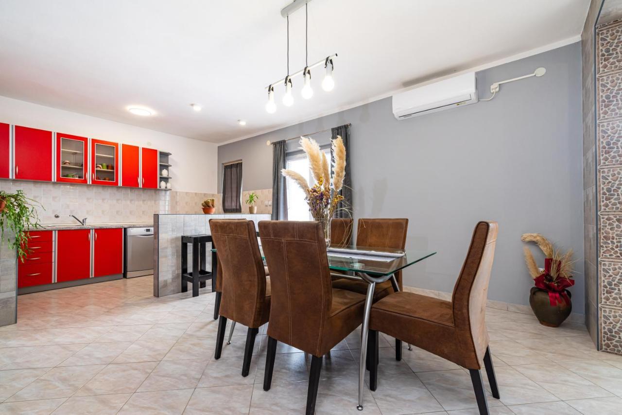 זאדאר Apartment Thalia מראה חיצוני תמונה